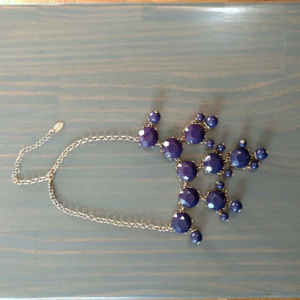 etc! dark navy statement necklace